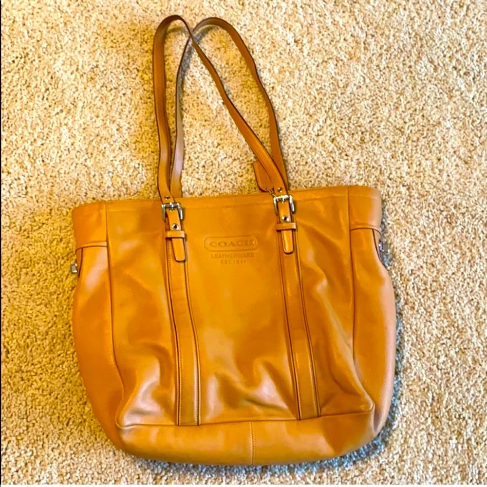 Tan Coach Tote Bag- Authentic